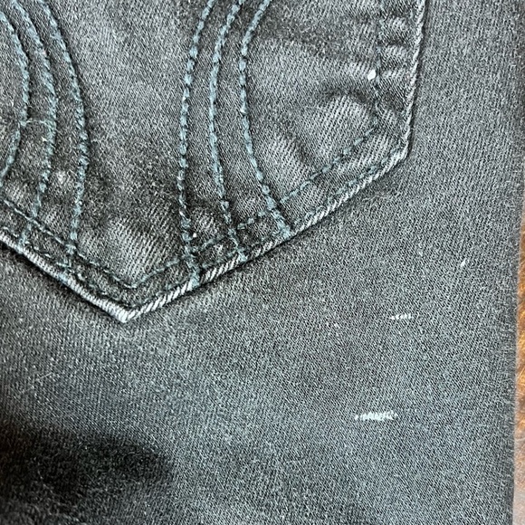 Hollister High-Rise Super Skinny Black Jeans Classic Stretch Destroyed Sz 7 FLAW - Picture 10 of 13